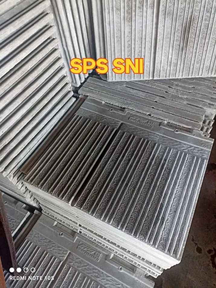 Genteng Metal